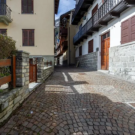 Apartment La Villette- Comodo E Ben Posizionato - Cour 0220 Courmayeur