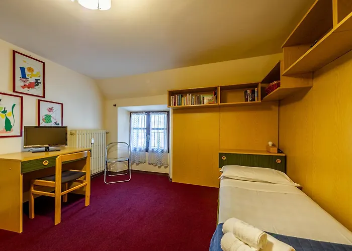 La Villette- Comodo E Ben Posizionato - Cour 0220 *